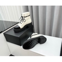 Sumptuous Chanel Patent Calfskin Ankle Boots White 091111