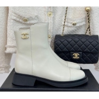 Perfect Chanel Calfskin Ankle Boots 3cm with CC White 106055