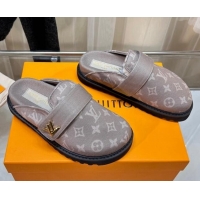 Sumptuous Louis Vuitton LV Cosy Flat Comfort Clog Mules in Monogram Wool Grey 106067