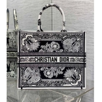 Popular Style Dior Large Book Tote Bag in Black and White Butterfly Bandana Embroidery CD5035