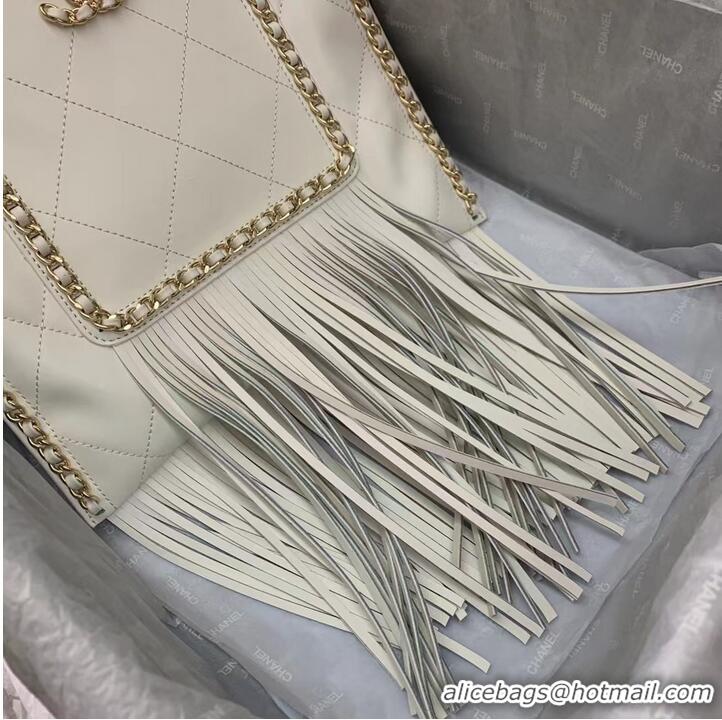 Famous Brand Chanel Shoulder Bag AS8016 White