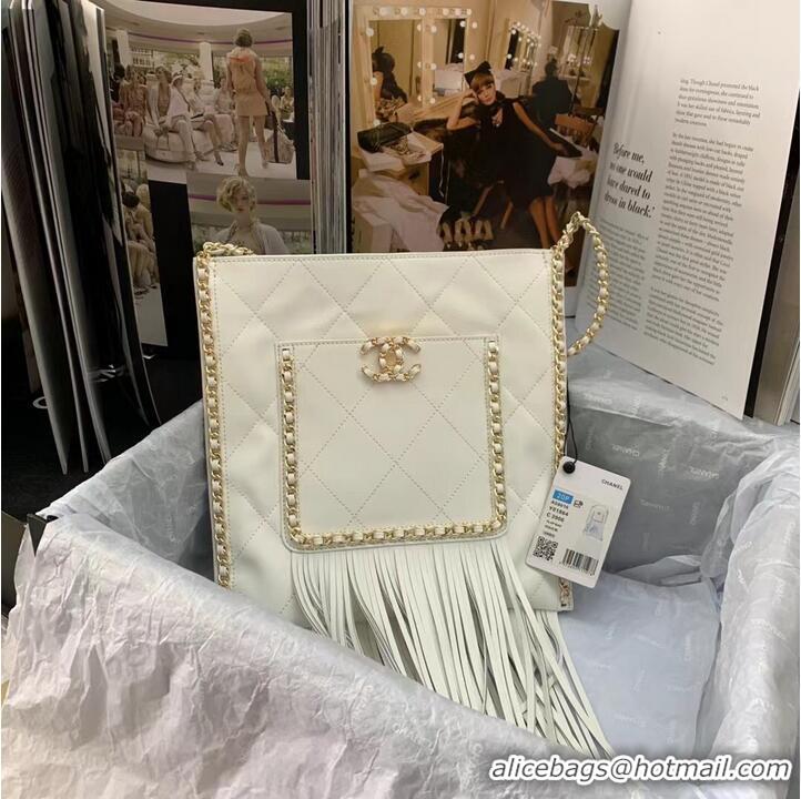 Famous Brand Chanel Shoulder Bag AS8016 White