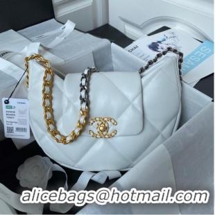 Well Crafted Chanel SMALL MESSENGER BAG AS4638 White