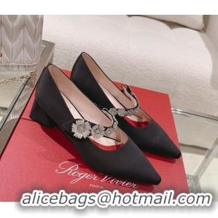 Best Grade Roger Vivier Bouquet Flower Babies Pumps in Satin 4.5cm Heel Black 392208