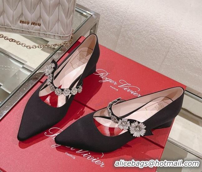 Best Grade Roger Vivier Bouquet Flower Babies Pumps in Satin 4.5cm Heel Black 392208