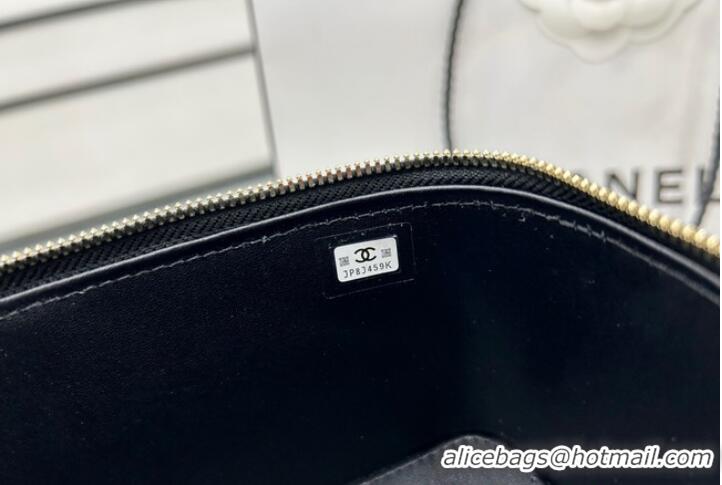 Famous Brand Chanel CLUTCH WITH CHAIN A68130 Black