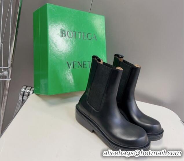 Pretty Style Bottega Veneta Lug Ankle Boots in Calf Leather Black 926013