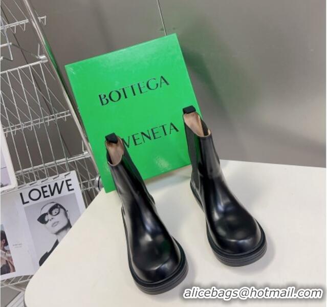 Good Looking Bottega Veneta Lug Ankle Boots in Shiny Leather Black 926014