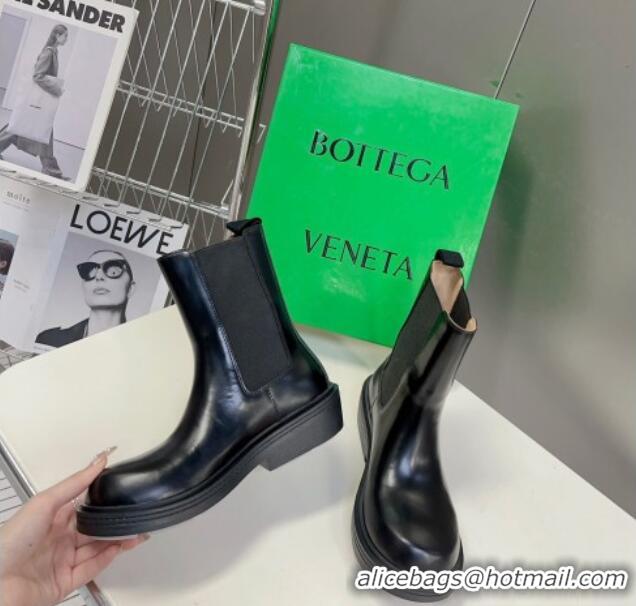 Good Looking Bottega Veneta Lug Ankle Boots in Shiny Leather Black 926014