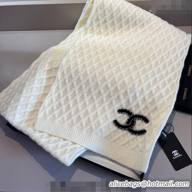 Buy Inexpensive Chanel Quilted Knit Scarf 35x180cm 1123 White 2023