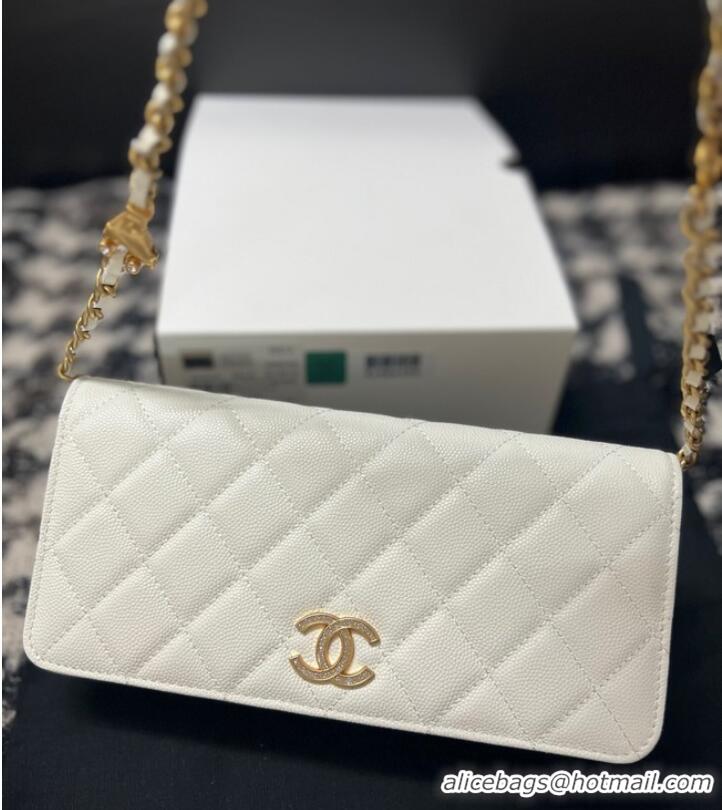 Inexpensive Chanel CLUTCH WITH CHAIN Gold-Tone Metal AP3499 White