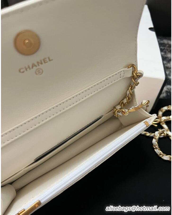 New Style Chanel FLAP PHONE HOLDER WITH CHAIN AP3696 white