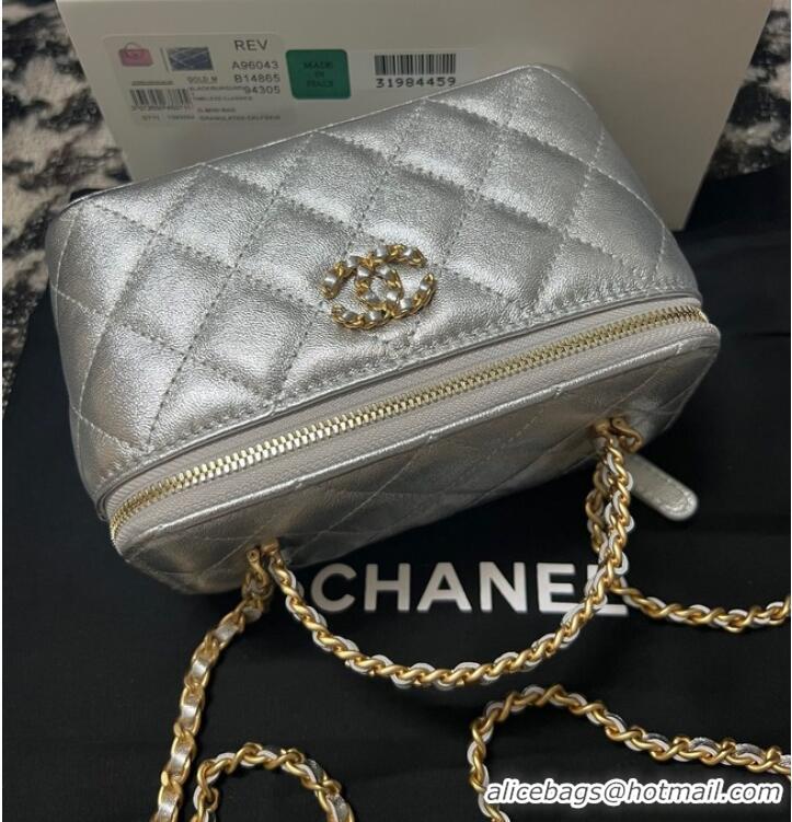 Top Quality CHANEL CLUTCH WITH CHAIN AP3747 Silver