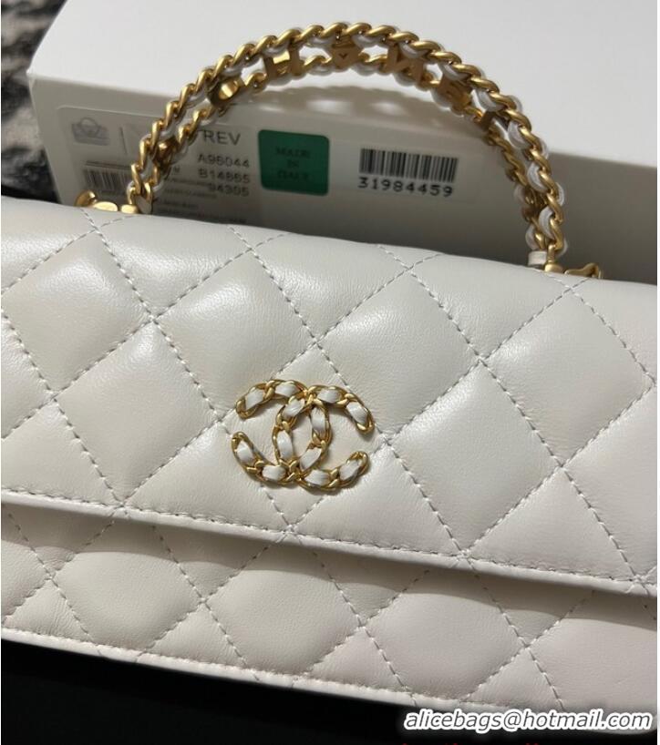 Top Quality CHANEL FLAP PHONE HOLDER WITH CHAIN AP3575 White