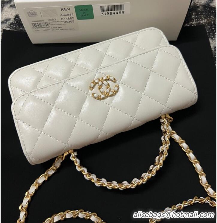 Top Quality CHANEL FLAP PHONE HOLDER WITH CHAIN AP3575 White