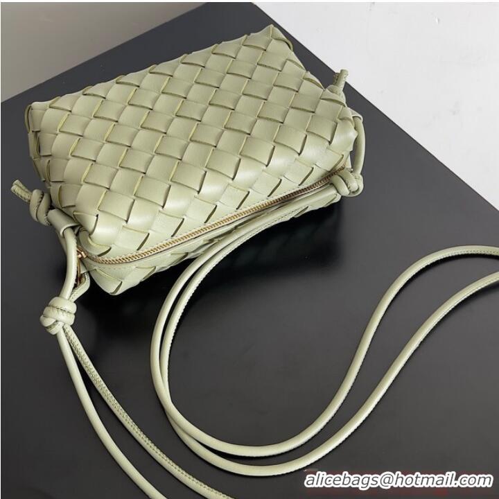 Best Price Bottega Veneta Mini Loop Camera Bag 723547 Green