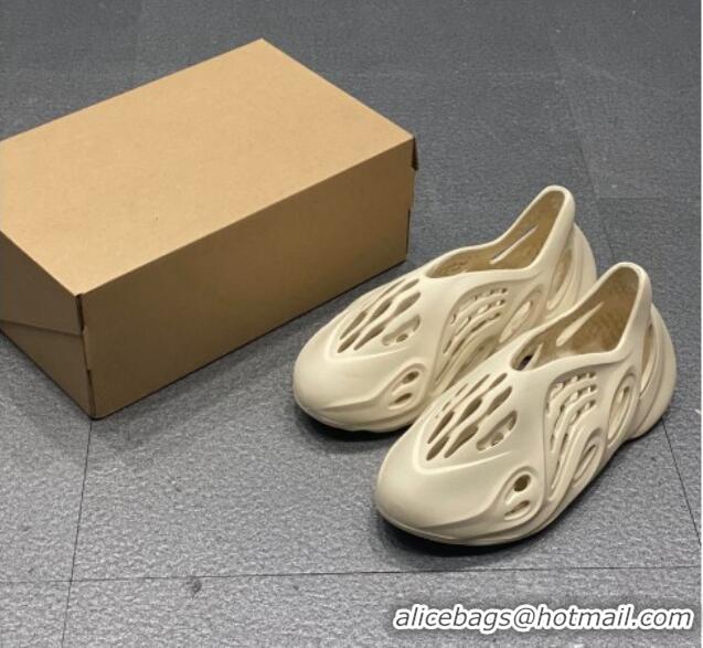 Popular Style adidas Yeezy Foam RNNR Rubber Sneakers Cream White 821133