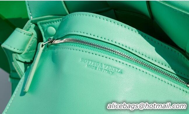 Best Quality Bottega Veneta Cassette Crossbody Bag in Intrecciato Leather 578004 Light Green 2023