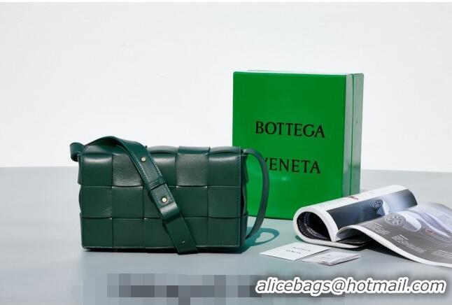 Inexpensive Bottega Veneta Cassette Crossbody Bag in Intrecciato Leather 578004 Raintree Green 2023