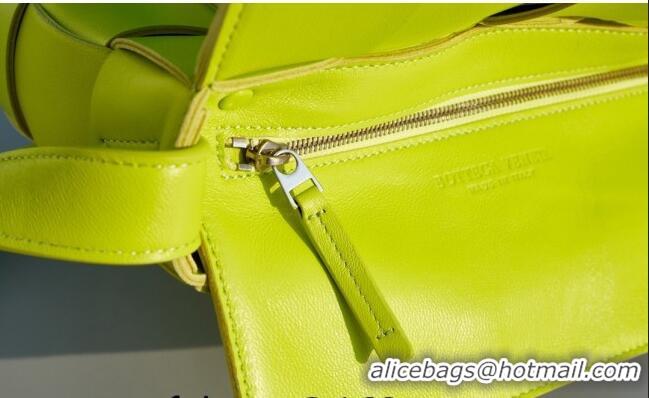 Buy Grade Bottega Veneta Cassette Crossbody Bag in Intrecciato Leather 578004 Kiwi Yellow 2023