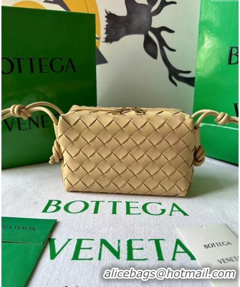 Famous Brand Bottega Veneta Mini Loop Camera Bag in Intrecciato Leather 723547 Porridge Yellow 2023