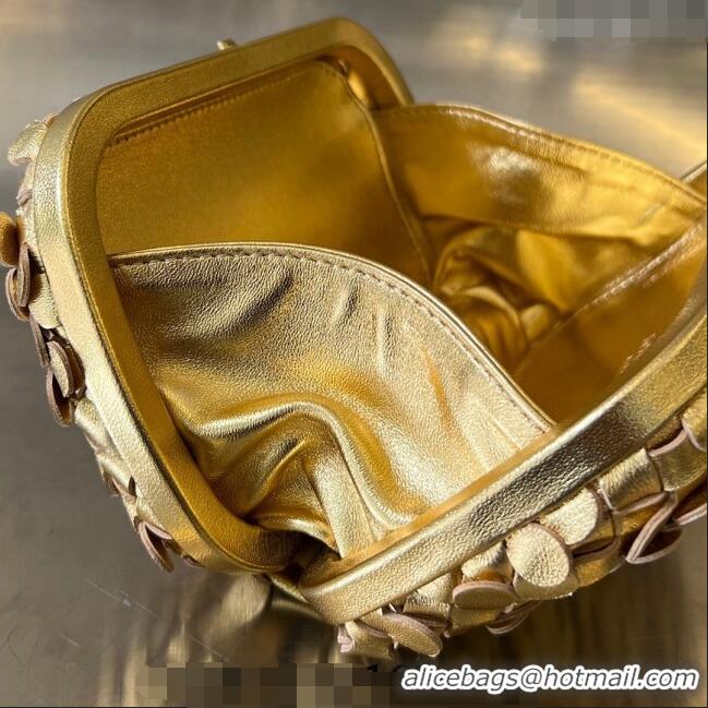 Super Quality Bottega Veneta Knot Clutch Bag in Intrecciato Lamina Leather 717622 All Gold 2023