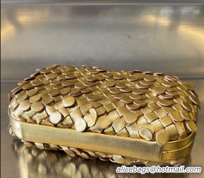 Super Quality Bottega Veneta Knot Clutch Bag in Intrecciato Lamina Leather 717622 All Gold 2023