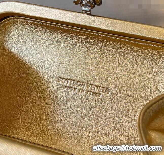 Super Quality Bottega Veneta Knot Clutch Bag in Intrecciato Lamina Leather 717622 Gold1/Silver 2023