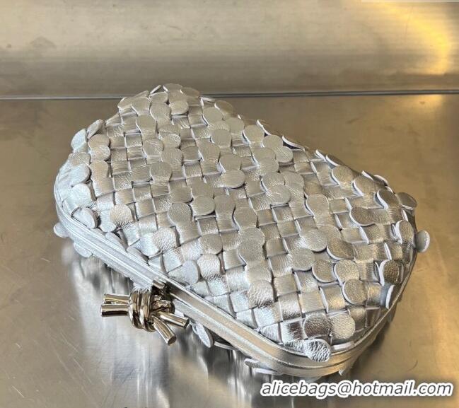 Super Quality Bottega Veneta Knot Clutch Bag in Intrecciato Lamina Leather 717622 All Silver 2023