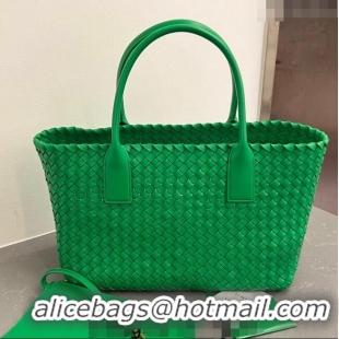 Affordable Price Bottega Veneta Medium Cabat Tote Bag in Intrecciato Leather 608810 Parakeet Green 2023