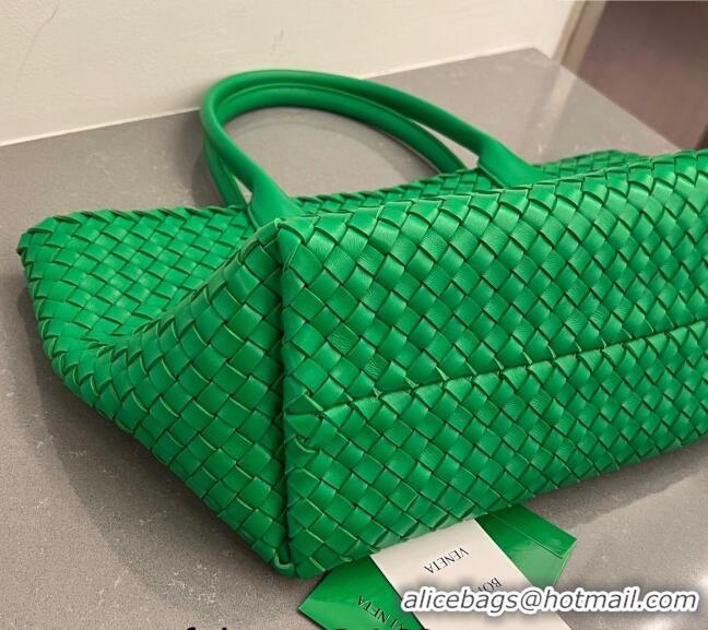 Affordable Price Bottega Veneta Medium Cabat Tote Bag in Intrecciato Leather 608810 Parakeet Green 2023