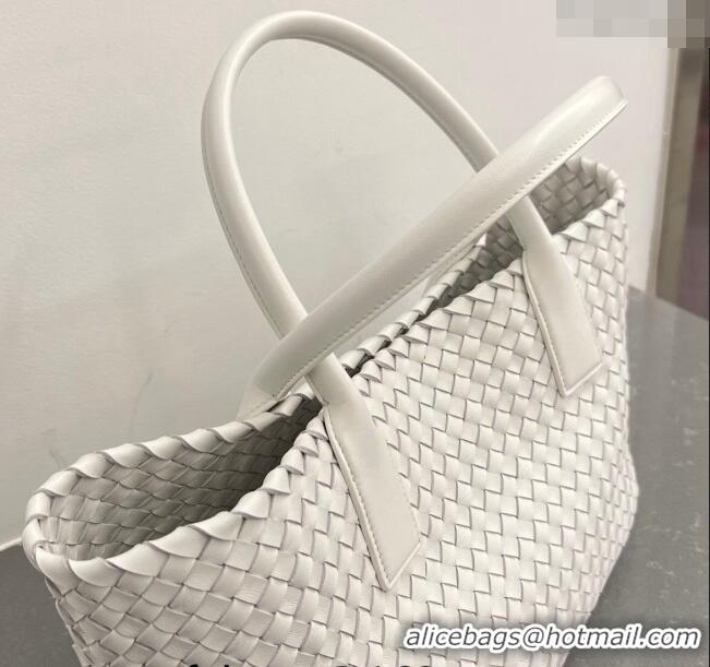 Top Quality Bottega Veneta Medium Cabat Tote Bag in Intrecciato Leather 608810 White 2023