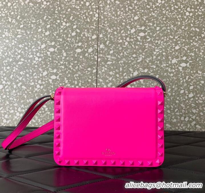 Pretty Style VALENTINO GARAVANI ROCKSTUD23 Small calfskin bag ZS098 pink