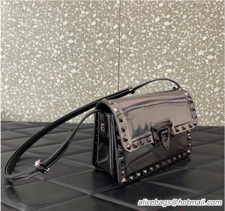 New Style VALENTINO GARAVANI ROCKSTUD23 Small calfskin bag ZS098 silver&black