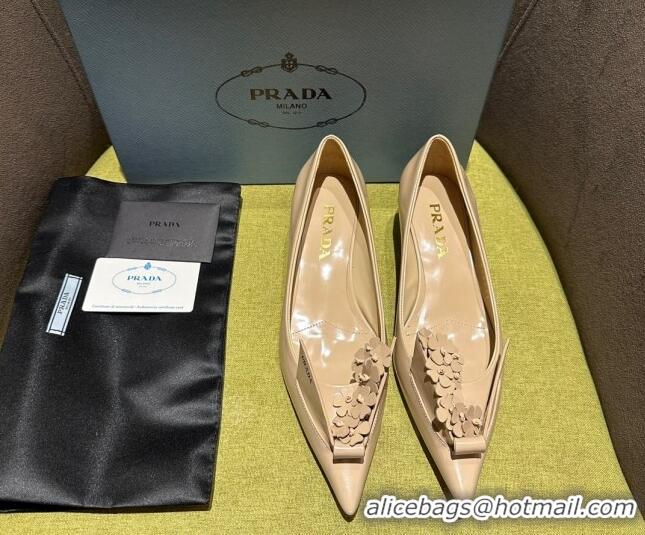 Perfect Prada Brushed leather pumps 4.5cm with floral appliques Nude 202047