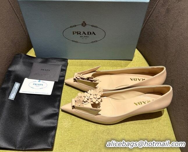 Perfect Prada Brushed leather pumps 4.5cm with floral appliques Nude 202047