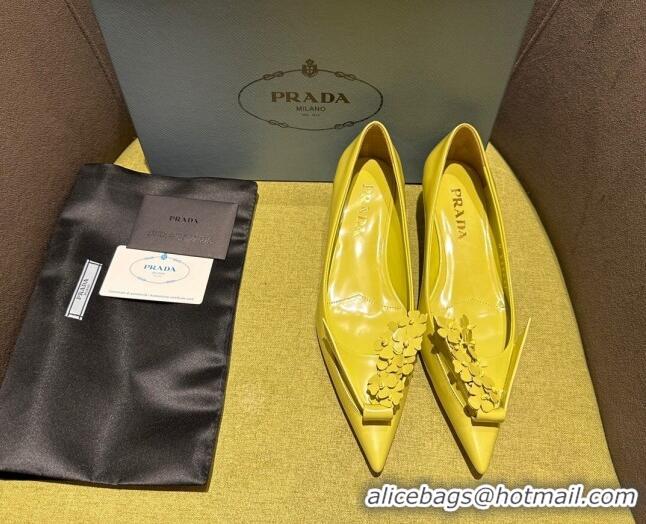 Good Quality Prada Brushed leather pumps 4.5cm with floral appliques Yellow 202049