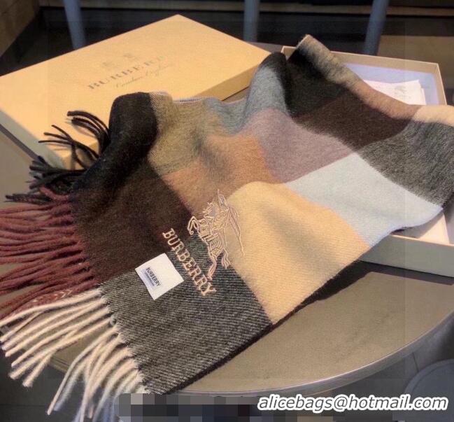 Famous Brand Burberry Check Cashmere Scarf with Knight Logo 35x180cm BR122101 Grey 2023