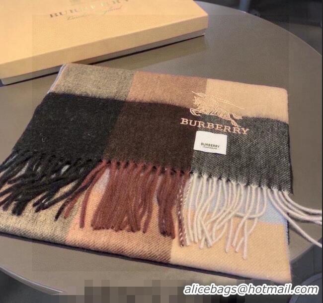 Famous Brand Burberry Check Cashmere Scarf with Knight Logo 35x180cm BR122101 Grey 2023