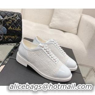 Luxurious Chanel Tweed & Patent Leather Lace-ups Shoes White 120035