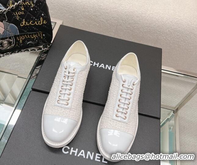 Luxurious Chanel Tweed & Patent Leather Lace-ups Shoes White 120035