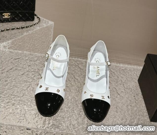 Best Product Chanel Lambskin Mary Janes Pumps with Logo Charm White 121065