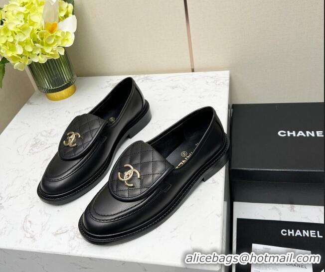 Luxurious Chanel Lambskin Loafers with CC Foldover G45474 Black/Gold 1201067