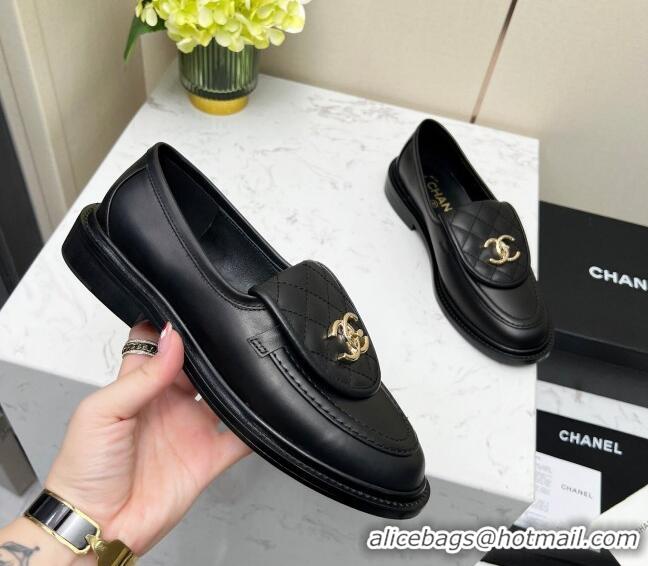 Luxurious Chanel Lambskin Loafers with CC Foldover G45474 Black/Gold 1201067