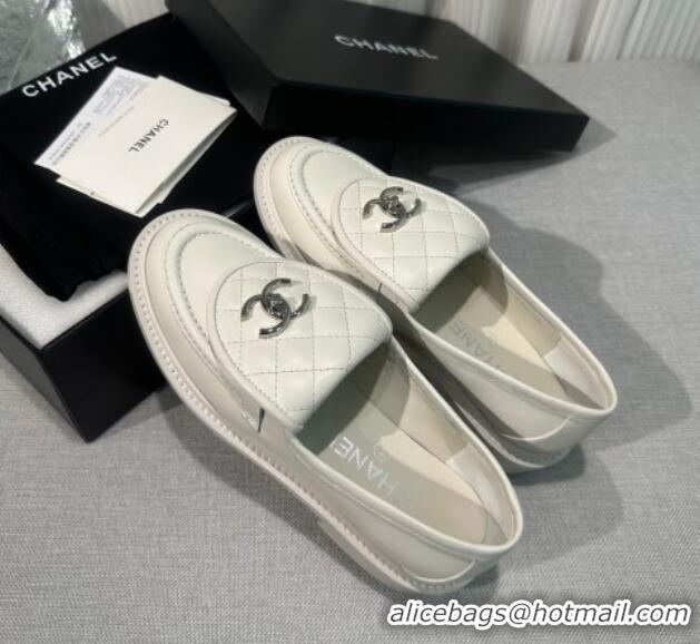 Affordable Price Chanel Lambskin Loafers with CC Foldover G45474 White/Silver 1201076