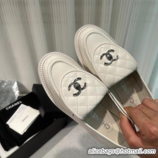 Affordable Price Chanel Lambskin Loafers with CC Foldover G45474 White/Silver 1201076