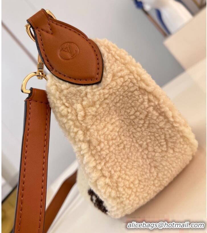 Buy Discount Louis Vuitton Shearling Moon Bag SKI M23321