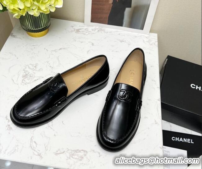 Stylish Chanel Patent Calfskin Loafers Black 201080