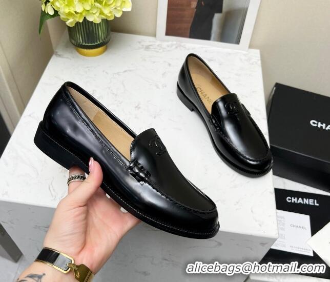 Stylish Chanel Patent Calfskin Loafers Black 201080