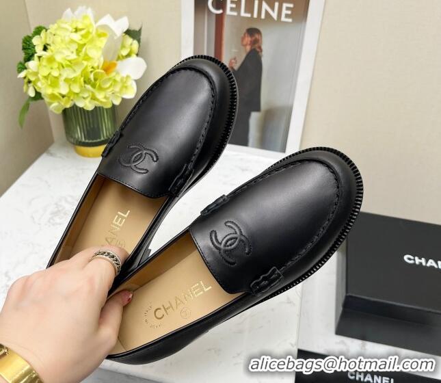 Pretty Style Chanel Calfskin Loafers Black Leather 201082